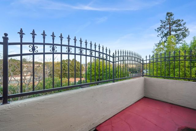 22128 Prospect St, Hayward, CA 94541