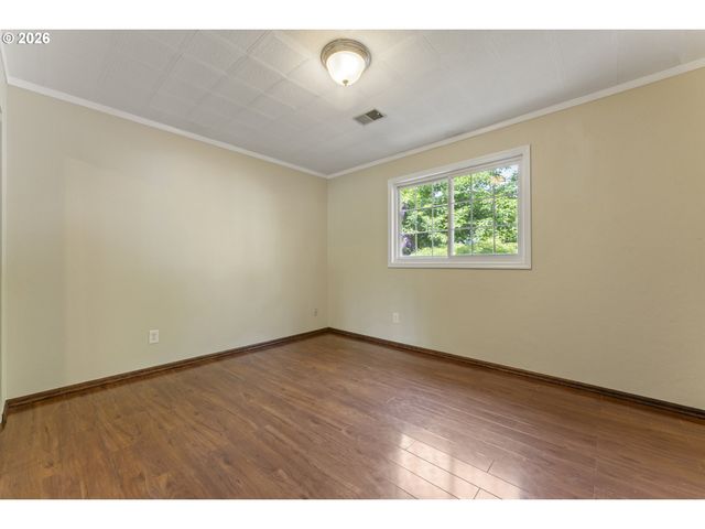 13920 Se BUSH St, Portland, OR 97236