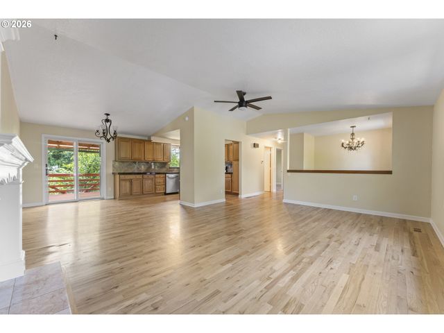 13920 Se BUSH St, Portland, OR 97236