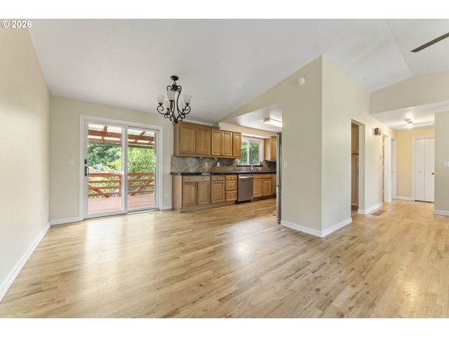 13920 Se BUSH St, Portland, OR 97236