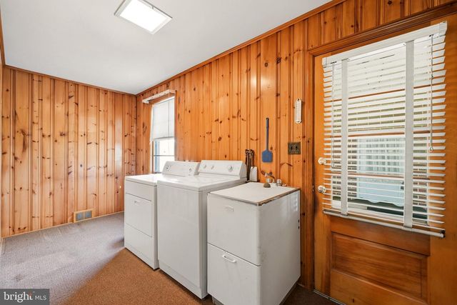 51 QUAKER RD, Mickleton, NJ 08056