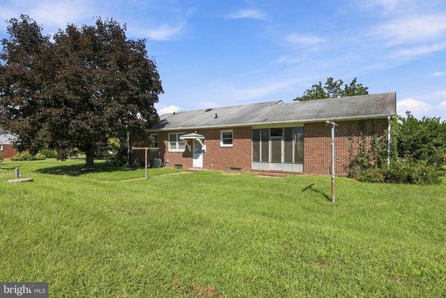 51 QUAKER RD, Mickleton, NJ 08056