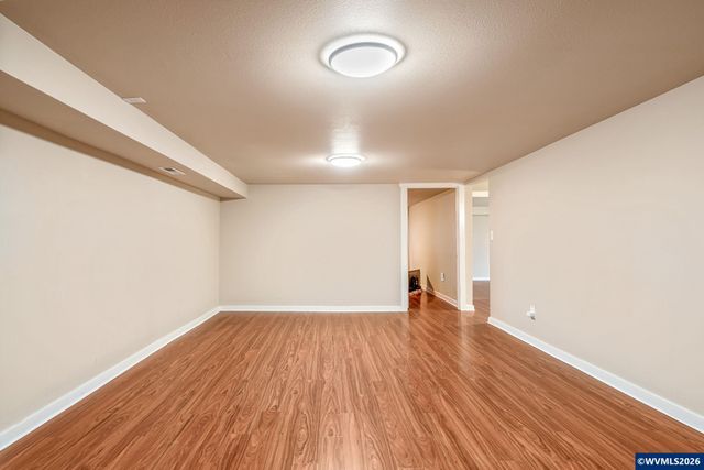 3402 Rawlins Av NE, Salem, OR 97301