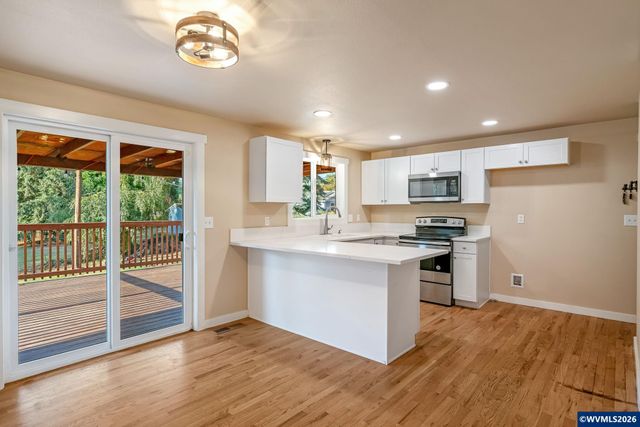 3402 Rawlins Av NE, Salem, OR 97301