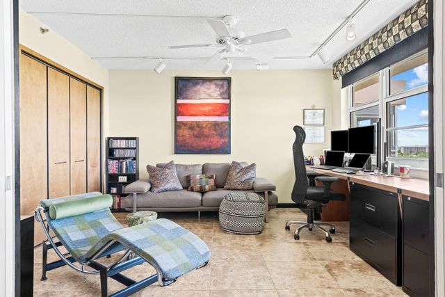 3510 Oaks Way 1002, Pompano Beach, FL 33069