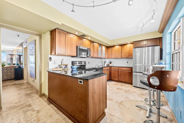 3510 Oaks Way 1002, Pompano Beach, FL 33069