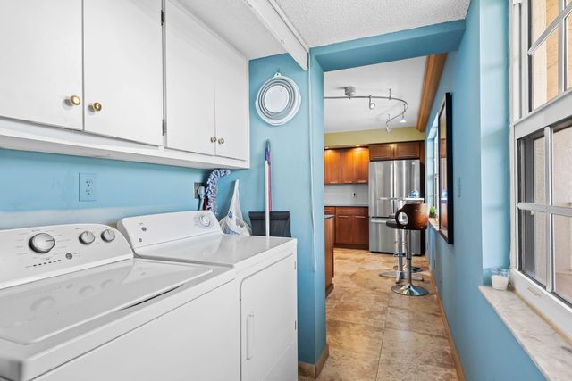 3510 Oaks Way 1002, Pompano Beach, FL 33069