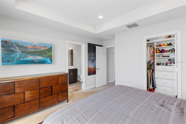 8073 CADMAN STREET, Orlando, FL 32832