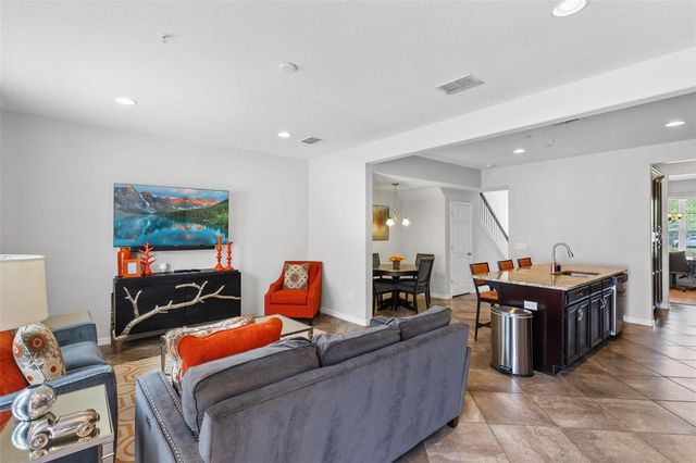 8073 CADMAN STREET, Orlando, FL 32832