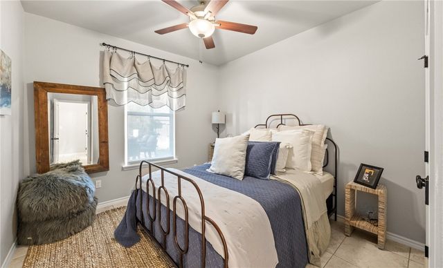 7825 Rancho Vista W Blvd, Corpus Christi, TX 78414