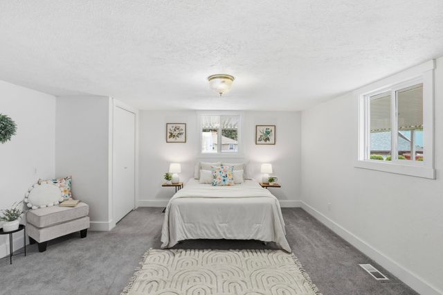 614 E Glass Ave, Spokane, WA 99207