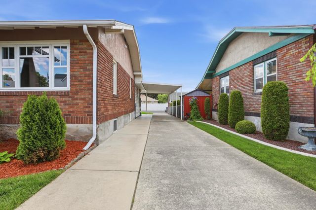 614 E Glass Ave, Spokane, WA 99207