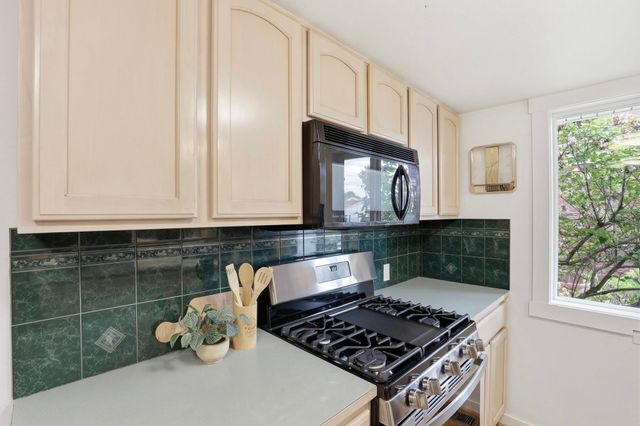 614 E Glass Ave, Spokane, WA 99207