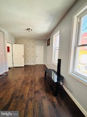 240-42 W GLENWOOD AVE, Philadelphia, PA 19140
