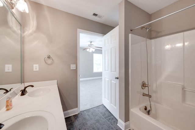 153 Willowind Lane, Ringgold, GA 30736