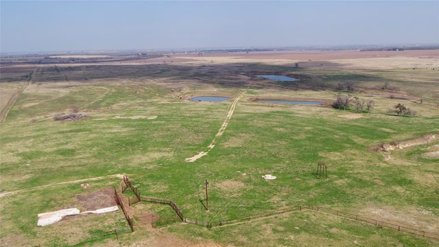 659 County Road 463, Thorndale, TX 76577