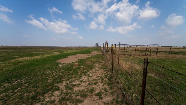 659 County Road 463, Thorndale, TX 76577