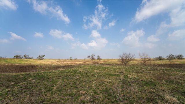 659 County Road 463, Thorndale, TX 76577