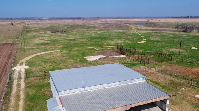 659 County Road 463, Thorndale, TX 76577