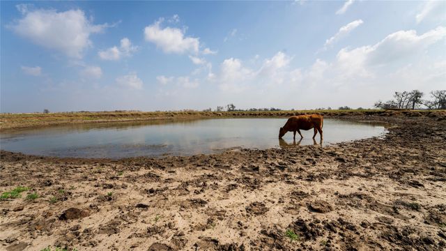 659 County Road 463, Thorndale, TX 76577