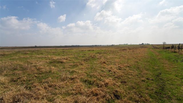 659 County Road 463, Thorndale, TX 76577