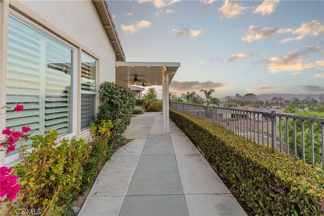 23952 Four Corners Court, Corona, CA 92883