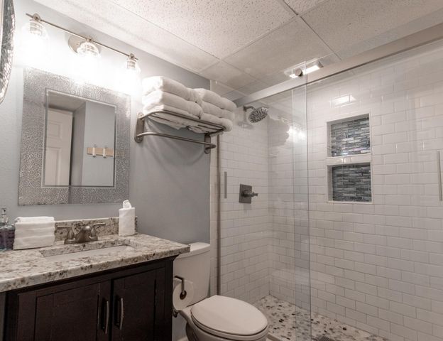 6102 Seawall Boulevard 212B, Galveston, TX 77551