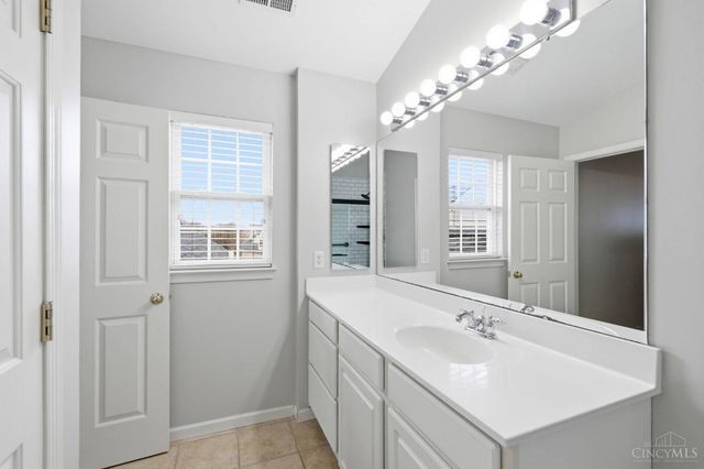 299 Village Park Drive, Lebanon, OH 45036