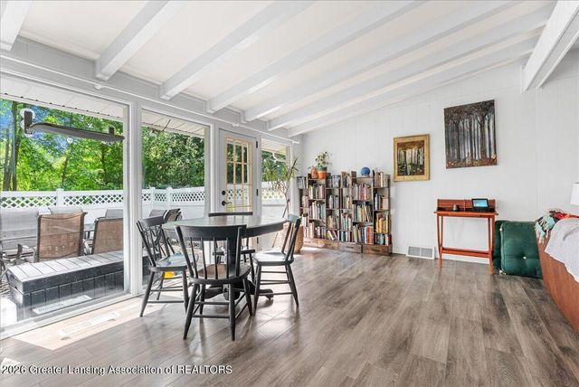 1028 N Hagadorn Road, East Lansing, MI 48823