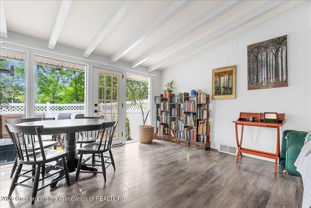 1028 N Hagadorn Road, East Lansing, MI 48823
