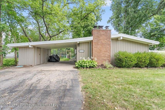 1028 N Hagadorn Road, East Lansing, MI 48823