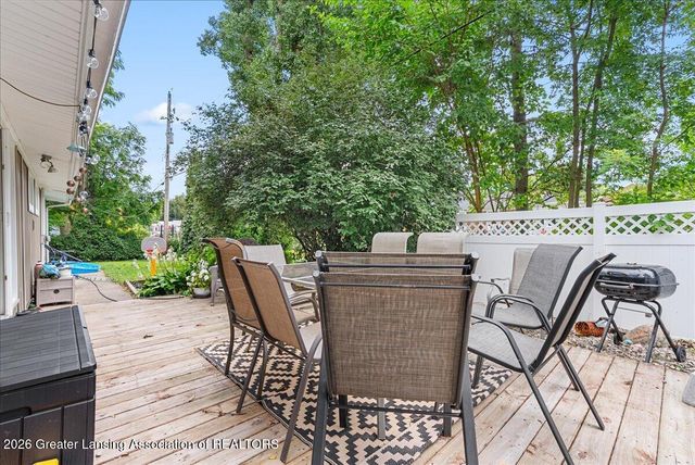 1028 N Hagadorn Road, East Lansing, MI 48823