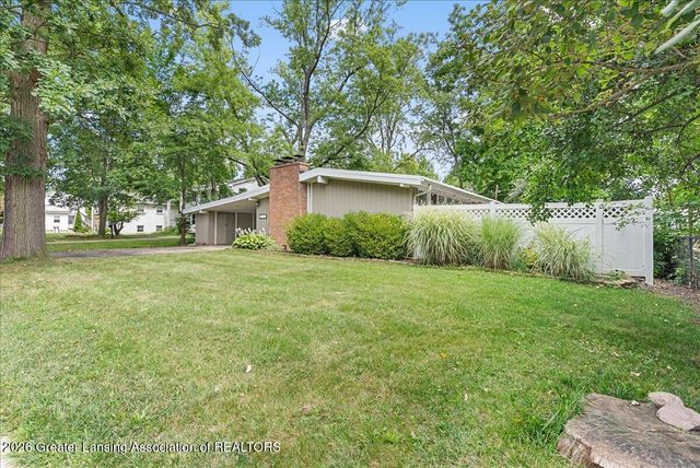 1028 N Hagadorn Road, East Lansing, MI 48823