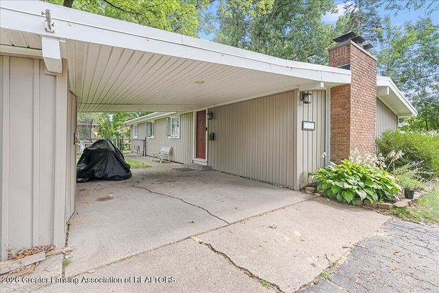1028 N Hagadorn Road, East Lansing, MI 48823