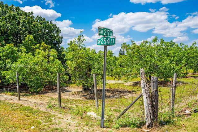 254XX sw 217ave, Homestead, FL 33031