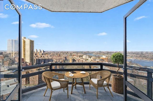 11201 Queens Blvd Apt 17H, New York City, NY 11375