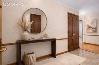 11201 Queens Blvd Apt 17H, New York City, NY 11375