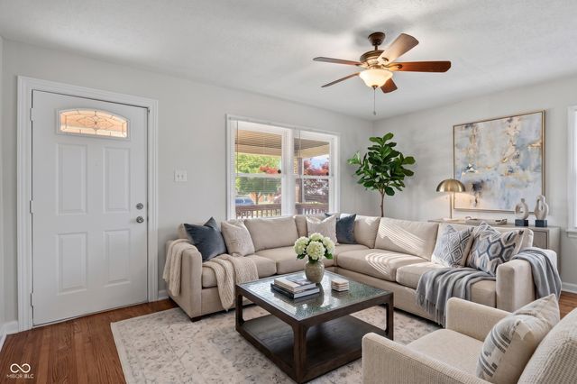 229 N 16th Avenue, Beech Grove, IN 46107