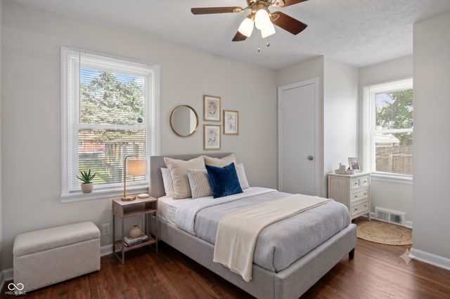 229 N 16th Avenue, Beech Grove, IN 46107