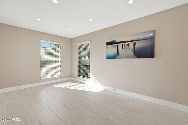 7557 N DREAMY DRAW Drive 264, Phoenix, AZ 85020