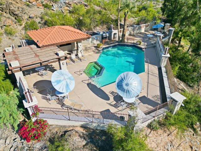 7557 N DREAMY DRAW Drive 264, Phoenix, AZ 85020