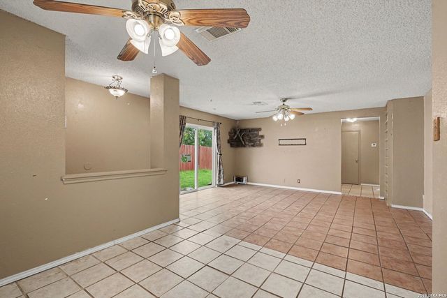 2602 Buffalo Pass Dr, San Antonio, TX 78245