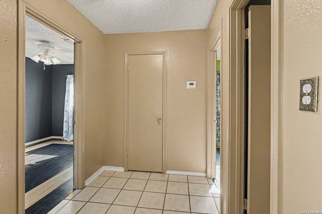2602 Buffalo Pass Dr, San Antonio, TX 78245