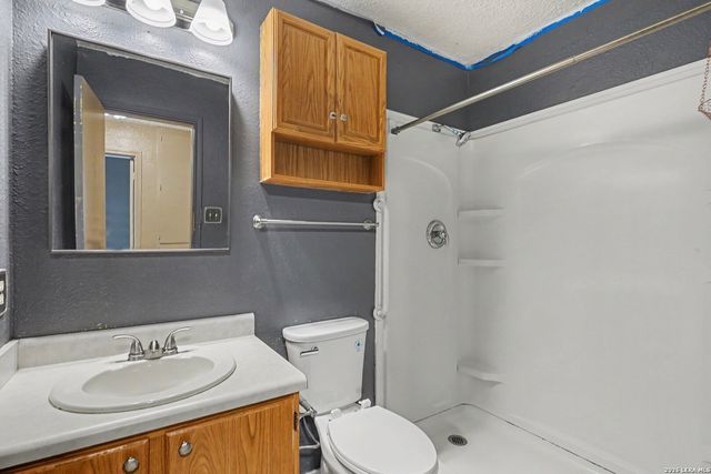 2602 Buffalo Pass Dr, San Antonio, TX 78245