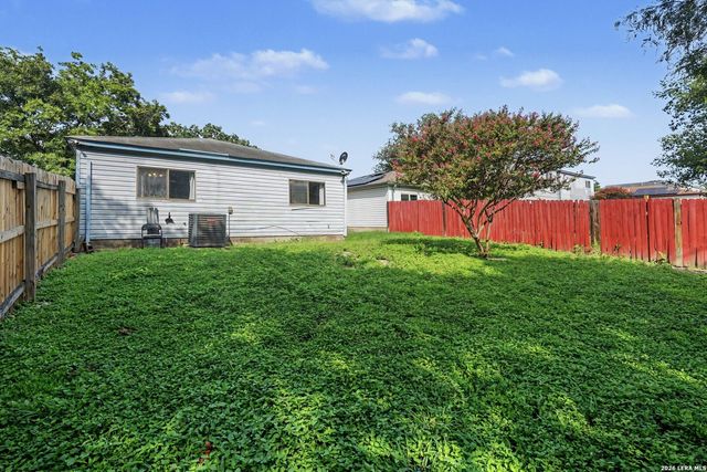 2602 Buffalo Pass Dr, San Antonio, TX 78245
