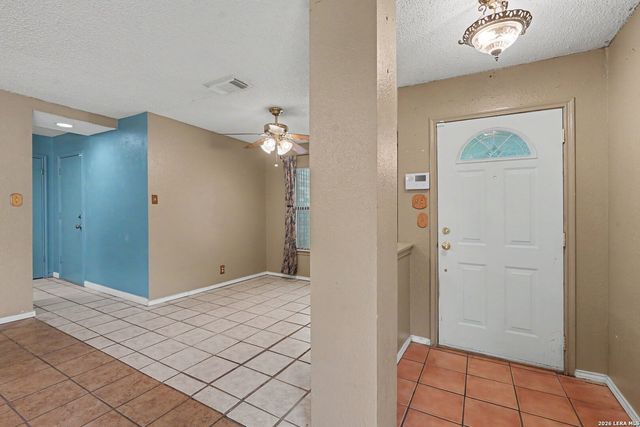 2602 Buffalo Pass Dr, San Antonio, TX 78245