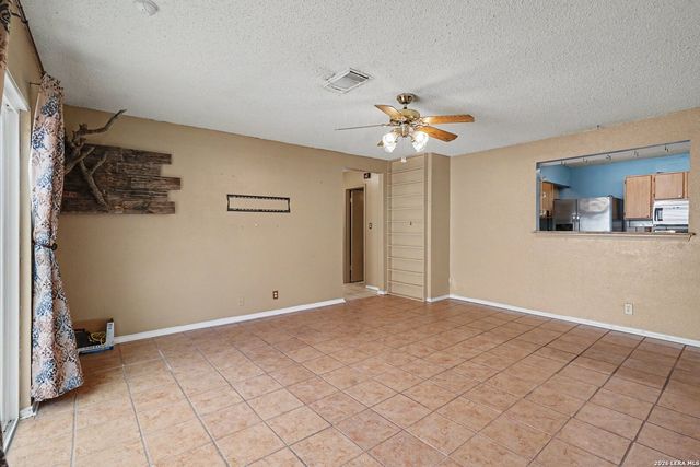 2602 Buffalo Pass Dr, San Antonio, TX 78245