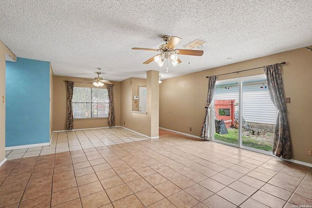 2602 Buffalo Pass Dr, San Antonio, TX 78245