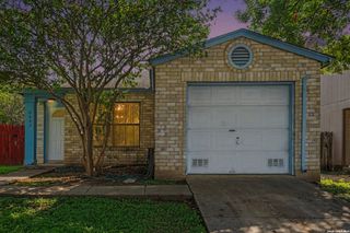 2602 Buffalo Pass Dr, San Antonio, TX 78245
