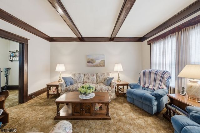 111 Kanouse St, Boonton Town, NJ 07005